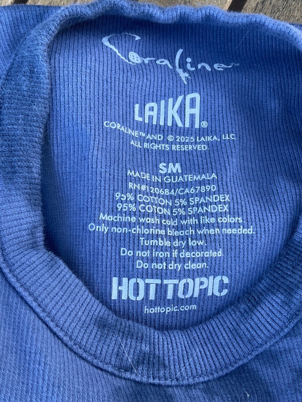 Hot Topic Laika Coraline crop tank top Size Small - Picture 3 of 4